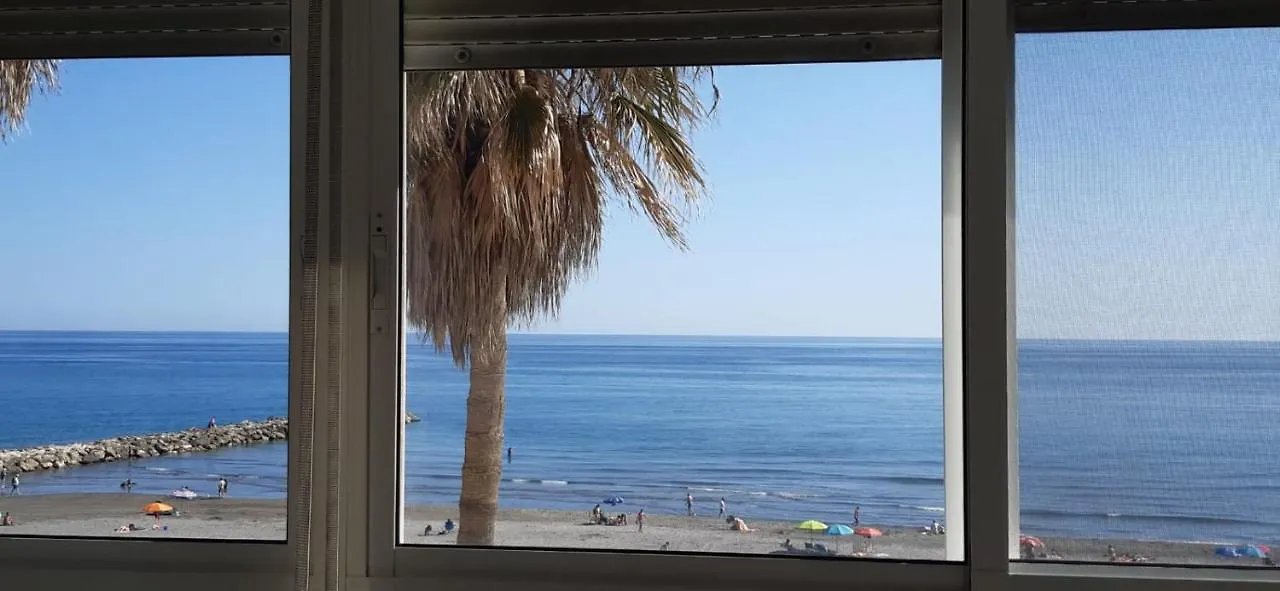 Beachfront 75 Torrox